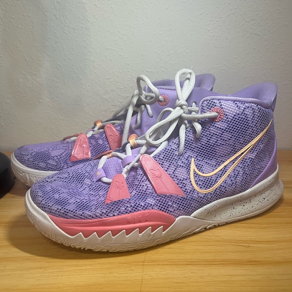 Kyrie 7 Daughters